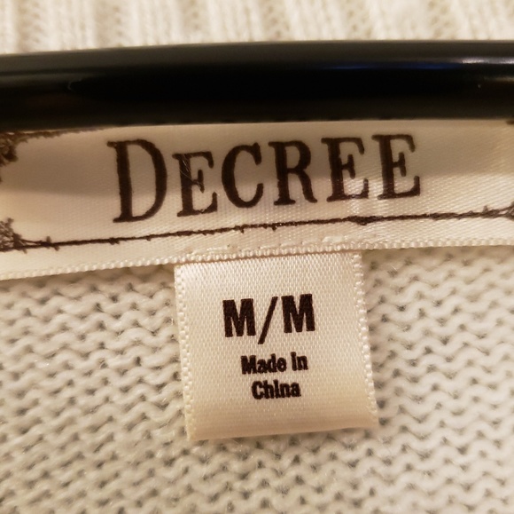 DECREE SHORT SLEEVE FAIR ISLE SWEATER TUNIC - Picture 3 of 4